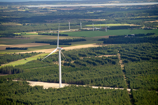 Verdens største vindmølle, SWT-6.0-154. Copyright Steen Lee Christensen/ Aalborg Luftfoto.